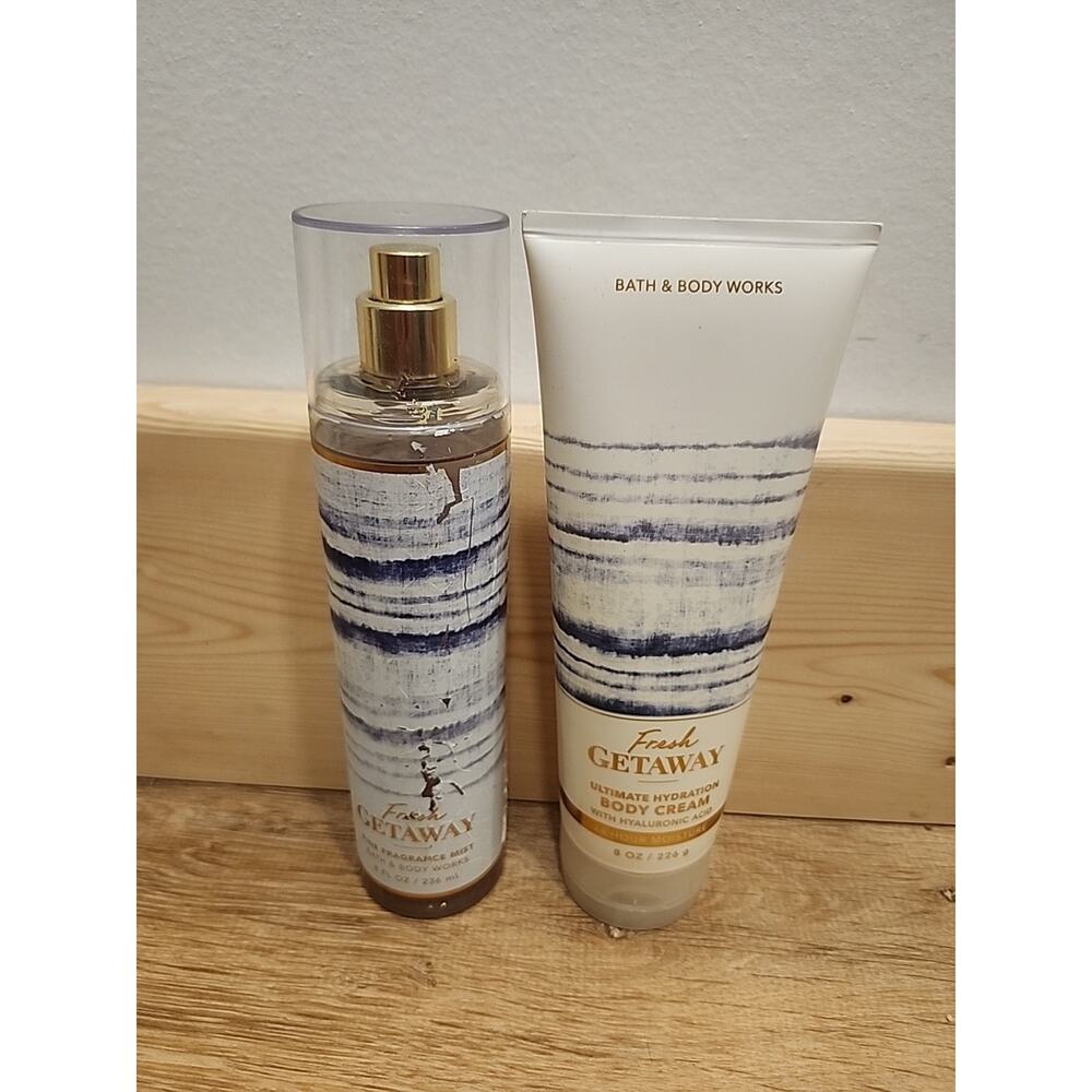 Bath And Body Works Fresh Getaway Fine Fragrance Mist & Body Cream Set *As is